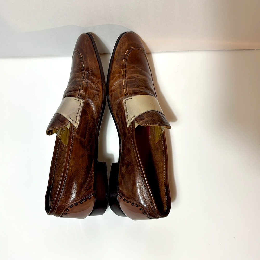 Koi Brown Leather Loafers with Cream Band 
Size 44 (10/10.5)
 7.5/10 condition - Picture 7 of 11
